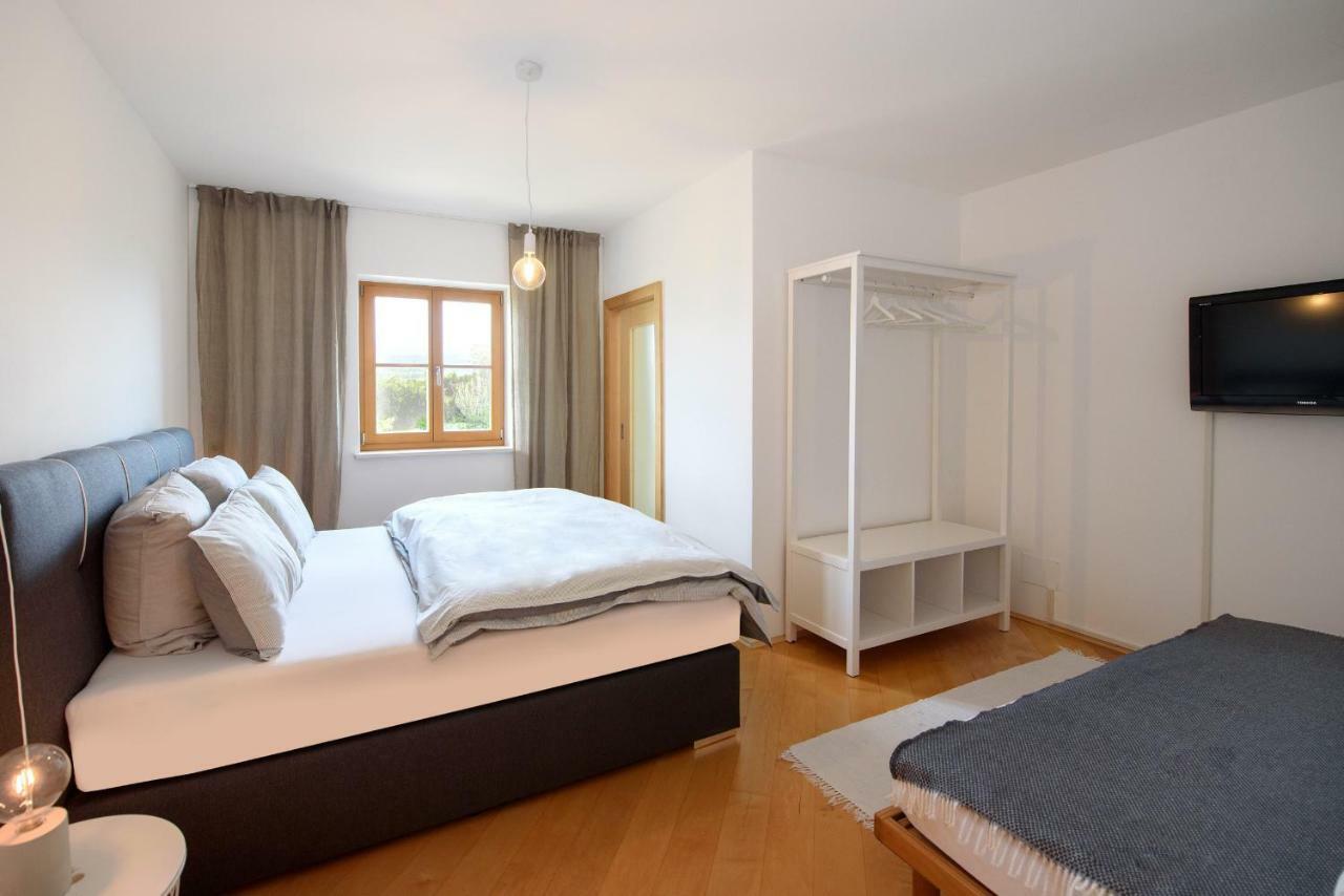 La Vinea Apartment Caldaro Exterior photo